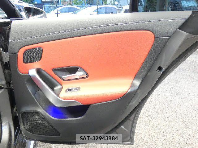 Mercedes Benz CLA-CLASS 2020-09 8100310-22