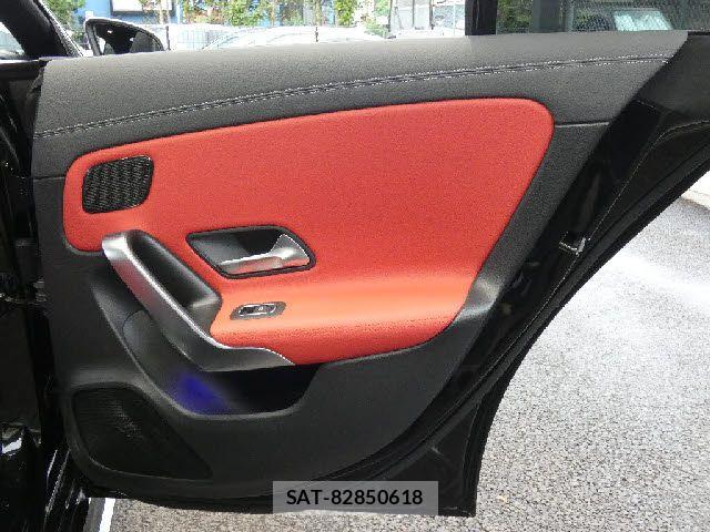 Mercedes Benz CLA-CLASS 2020-05 8413477-22