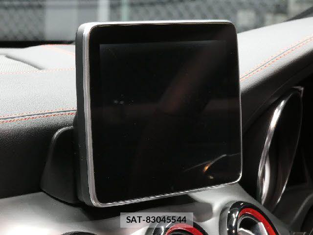 Mercedes Benz CLA-CLASS 2015-09 8485697-9