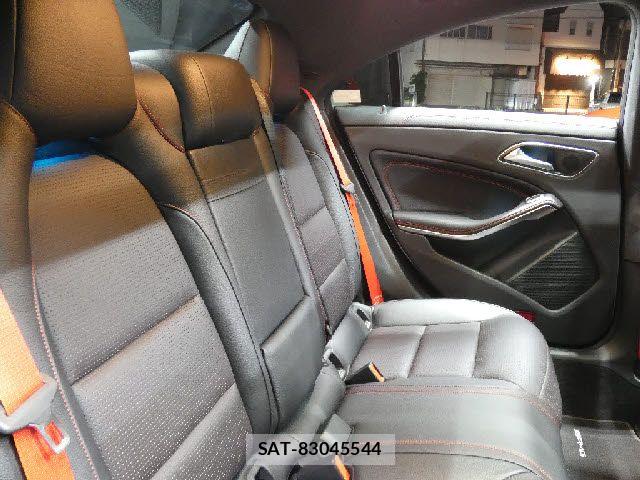 Mercedes Benz CLA-CLASS 2015-09 8485697-13