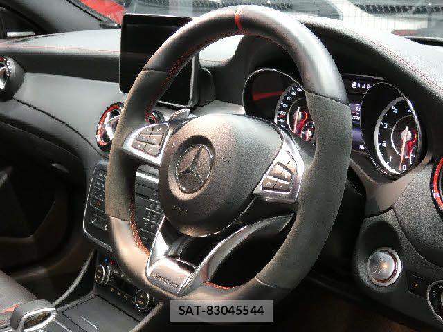 Mercedes Benz CLA-CLASS 2015-09 8485697-15