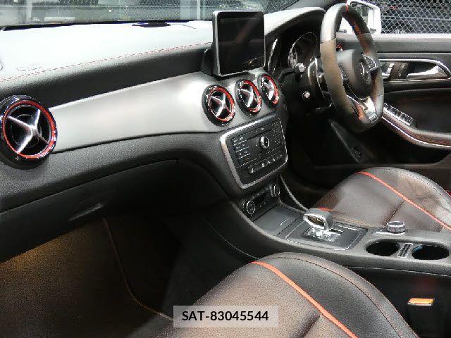 Mercedes Benz CLA-CLASS 2015-09 8485697-1