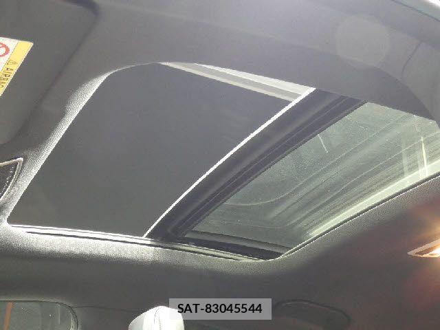 Mercedes Benz CLA-CLASS 2015-09 8485697-8