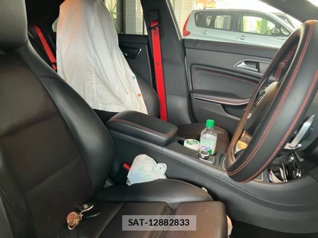 Mercedes Benz CLA-CLASS 2017-12 8627606-15