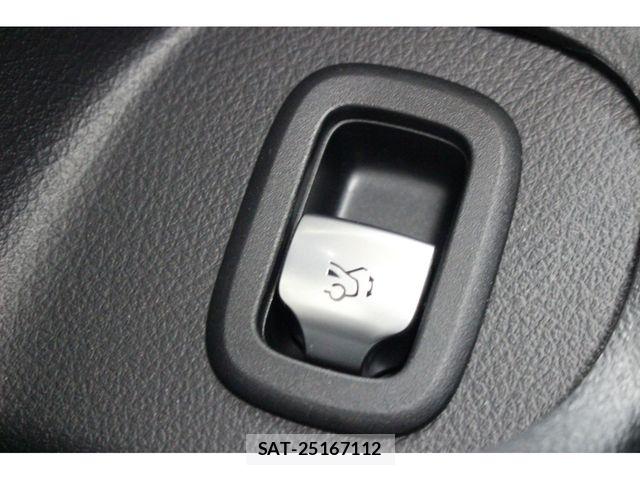 Mercedes Benz CLE-Class 2024-09 8354902-19
