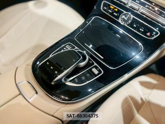 Mercedes Benz CLS-CLASS 2019-04 1292318-6
