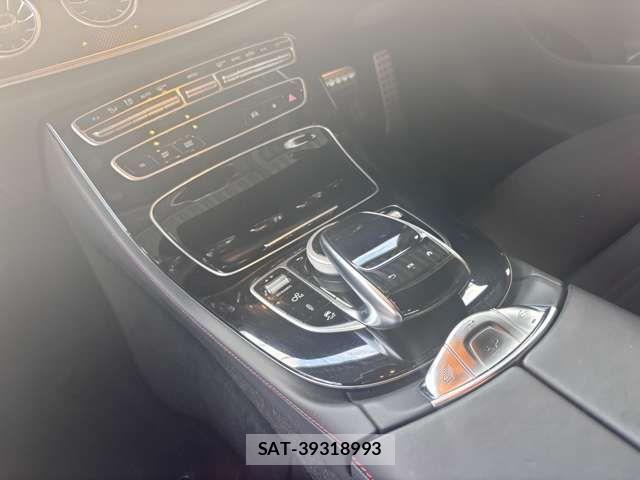 Mercedes Benz E-CLASS 2021-05 6752320-13