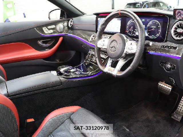 Mercedes Benz E-CLASS 2018-11 8100313-11
