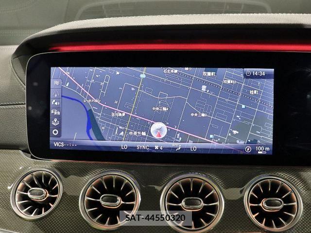 Mercedes Benz E-CLASS 2019-04 8743695-15