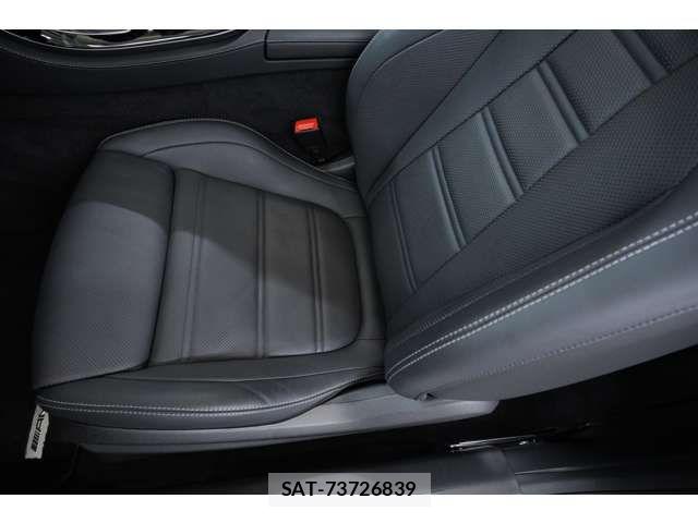 Mercedes Benz E-CLASS 2023-04 8074488-7