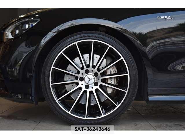Mercedes Benz E-CLASS 2023-03 8100315-19