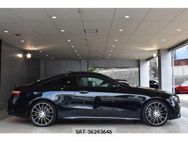Mercedes Benz E-CLASS 2023-03 8100315-3