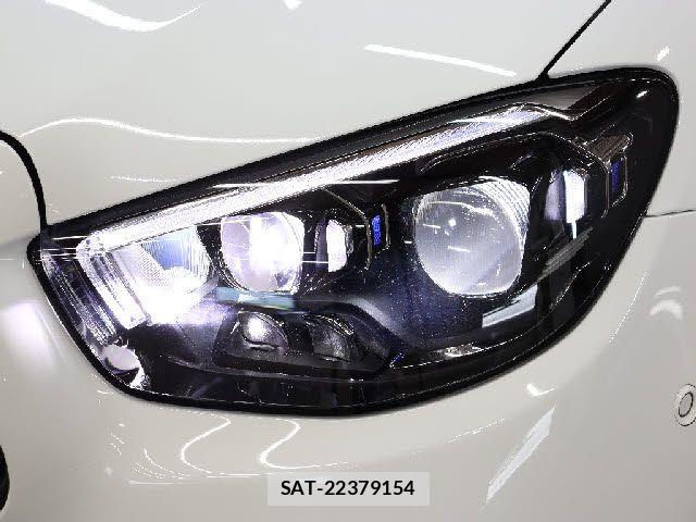 Mercedes Benz E-CLASS 2022-10 8146125-19