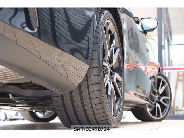 Mercedes Benz E-CLASS 2019-08 8525666-26