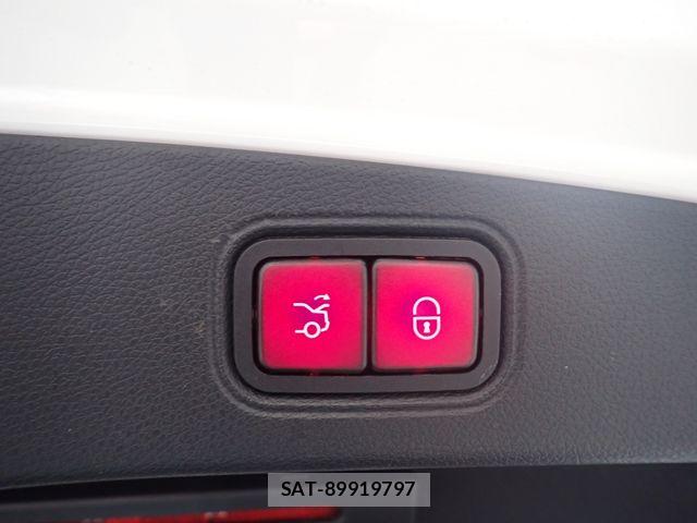 Mercedes Benz E-CLASS 2019-09 8627607-25