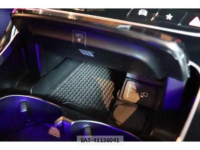 Mercedes Benz E-CLASS 2022-12 8830169-24