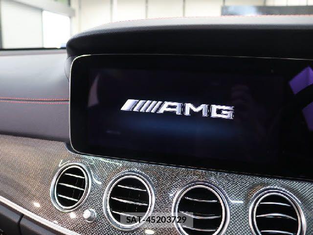 Mercedes Benz E-CLASS 2022-01 6012503-9