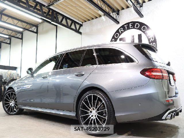 Mercedes Benz E-CLASS 2022-01 6012503-2