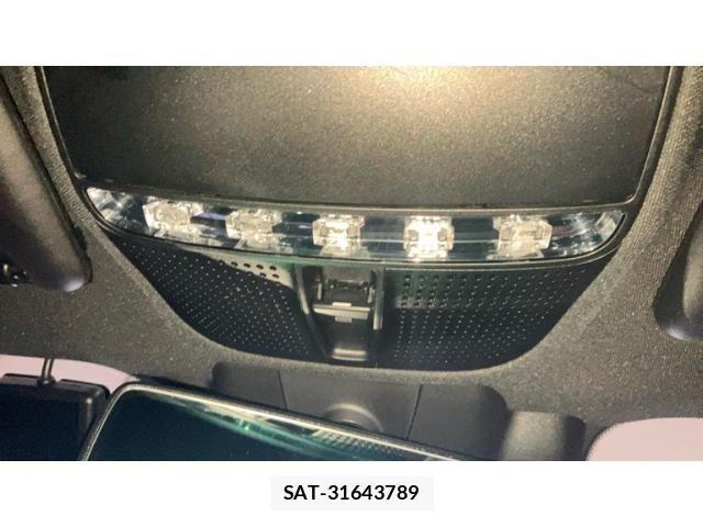 Mercedes Benz E-CLASS 2018-10 7328229-24