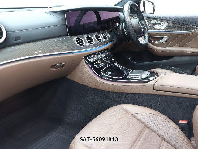 Mercedes Benz E-CLASS 2022-02 7902912-15