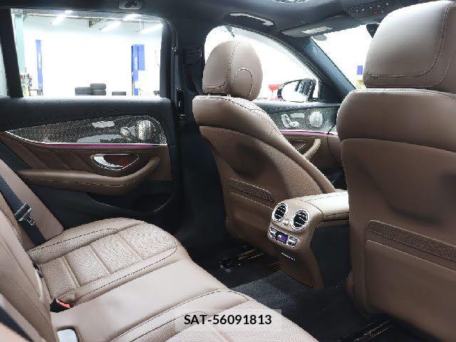 Mercedes Benz E-CLASS 2022-02 7902912-19