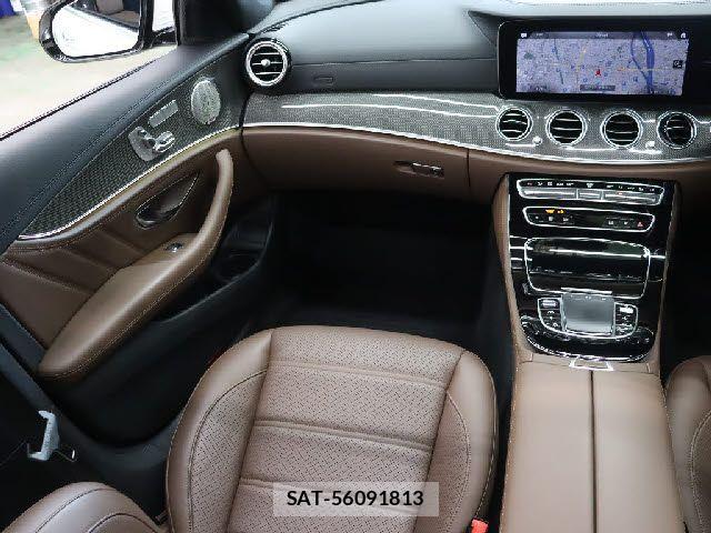 Mercedes Benz E-CLASS 2022-02 7902912-22