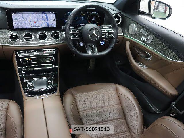 Mercedes Benz E-CLASS 2022-02 7902912-23