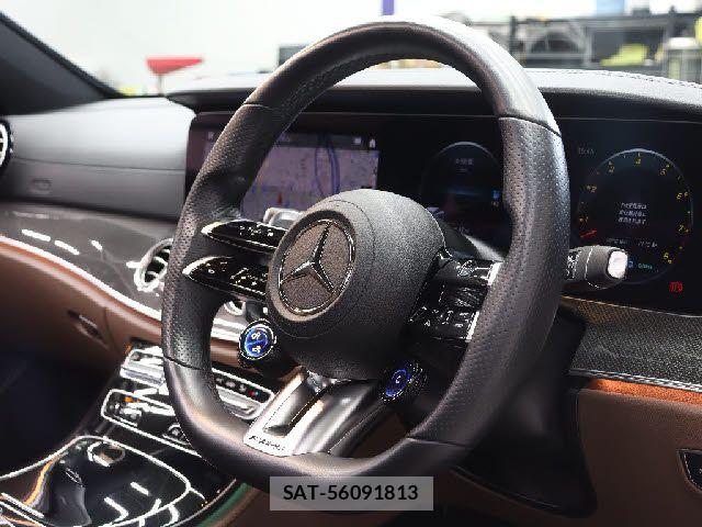 Mercedes Benz E-CLASS 2022-02 7902912-26