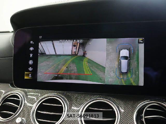 Mercedes Benz E-CLASS 2022-02 7902912-8