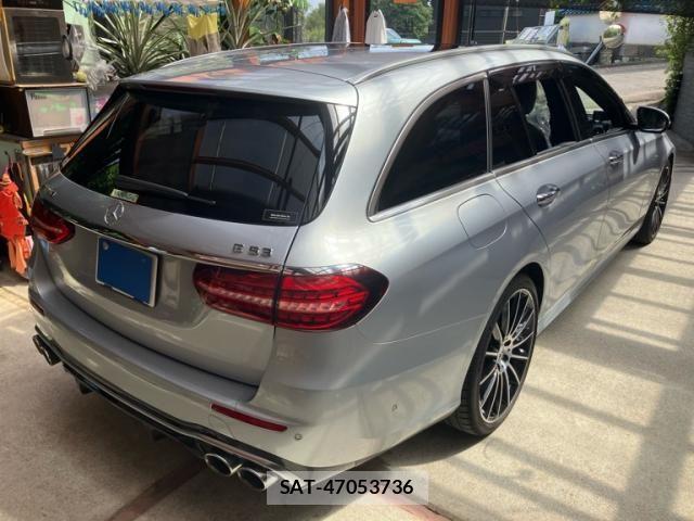 Mercedes Benz E-CLASS 2023-08 8743709-1
