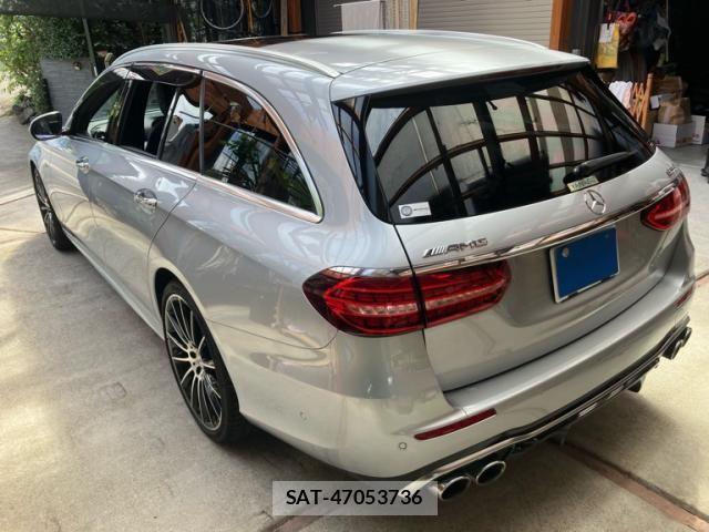 Mercedes Benz E-CLASS 2023-08 8743709-2