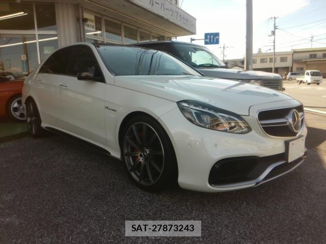 Mercedes Benz E-CLASS 2014-01 5871584-0