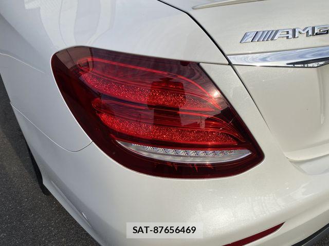 Mercedes Benz E-CLASS 2017-09 6012488-21