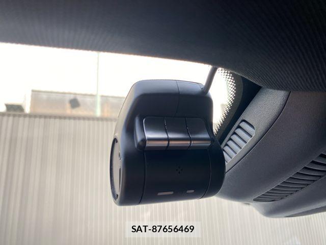 Mercedes Benz E-CLASS 2017-09 6012488-25