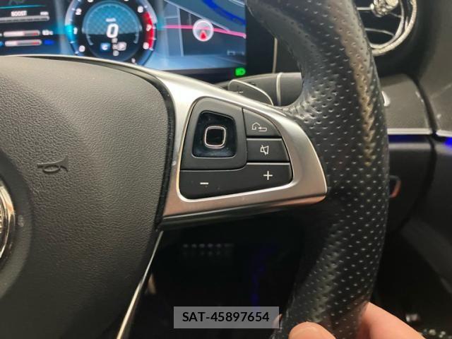 Mercedes Benz E-CLASS 2018-04 6676785-10