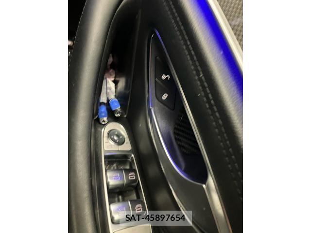 Mercedes Benz E-CLASS 2018-04 6676785-16