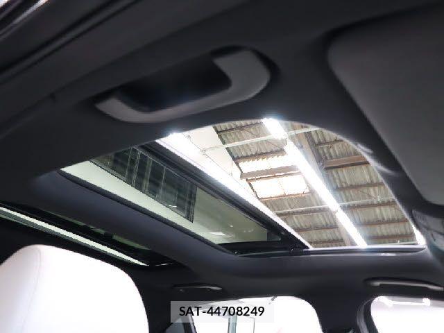 Mercedes Benz E-CLASS 2017-09 6908112-10