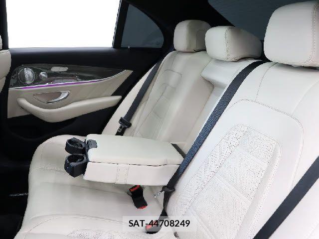Mercedes Benz E-CLASS 2017-09 6908112-18