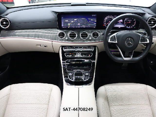 Mercedes Benz E-CLASS 2017-09 6908112-1