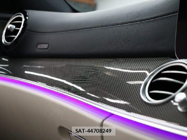 Mercedes Benz E-CLASS 2017-09 6908112-26