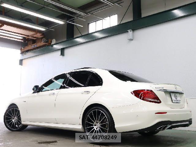 Mercedes Benz E-CLASS 2017-09 6908112-2