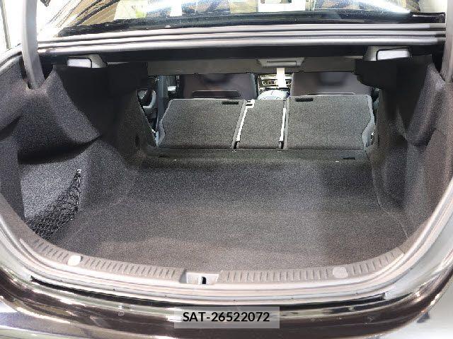 Mercedes Benz E-CLASS 2018-11 7221453-7