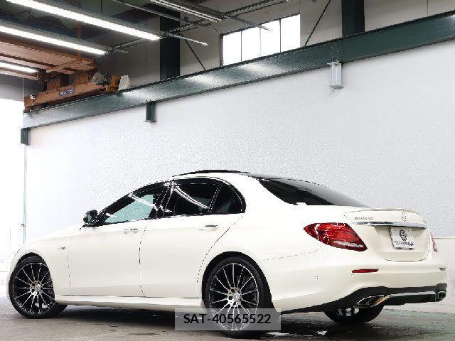 Mercedes Benz E-CLASS 2017-10 7617907-2