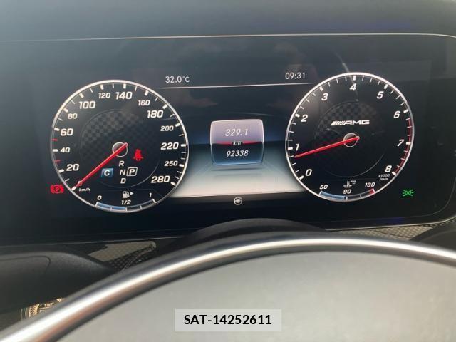 Mercedes Benz E-CLASS 2017-06 8780958-19
