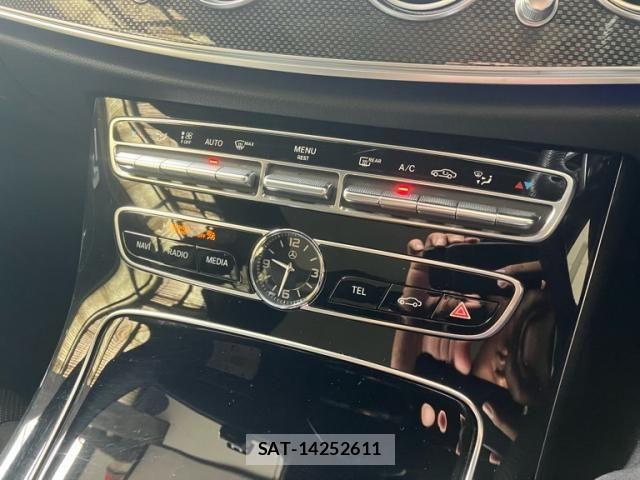 Mercedes Benz E-CLASS 2017-06 8780958-25