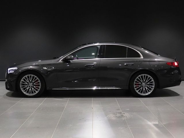 Mercedes Benz E-CLASS 2024-12 1546685-15
