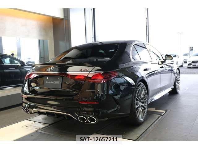 Mercedes Benz E-CLASS 2025-02 3675463-7