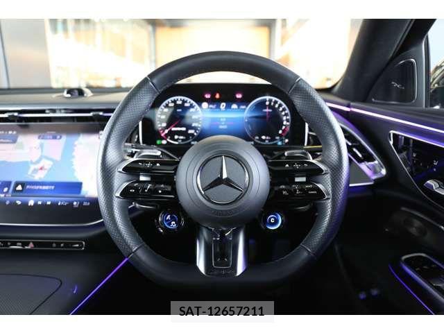 Mercedes Benz E-CLASS 2025-02 3675463-8