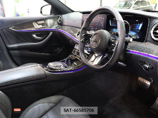 Mercedes Benz E-CLASS 2021-09 7455605-11