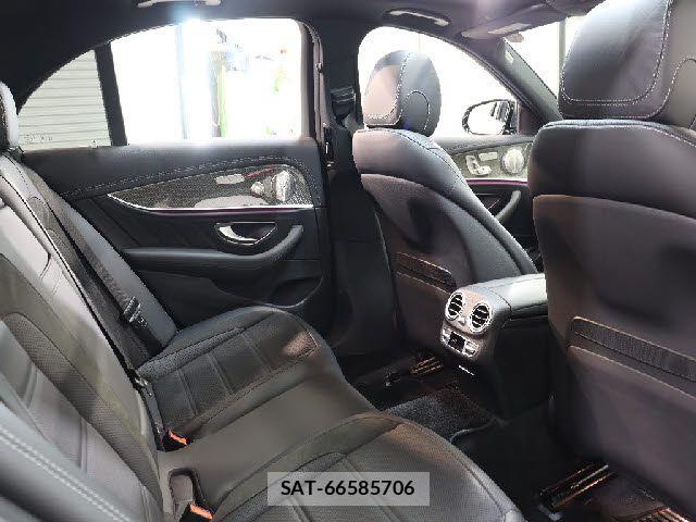 Mercedes Benz E-CLASS 2021-09 7455605-13